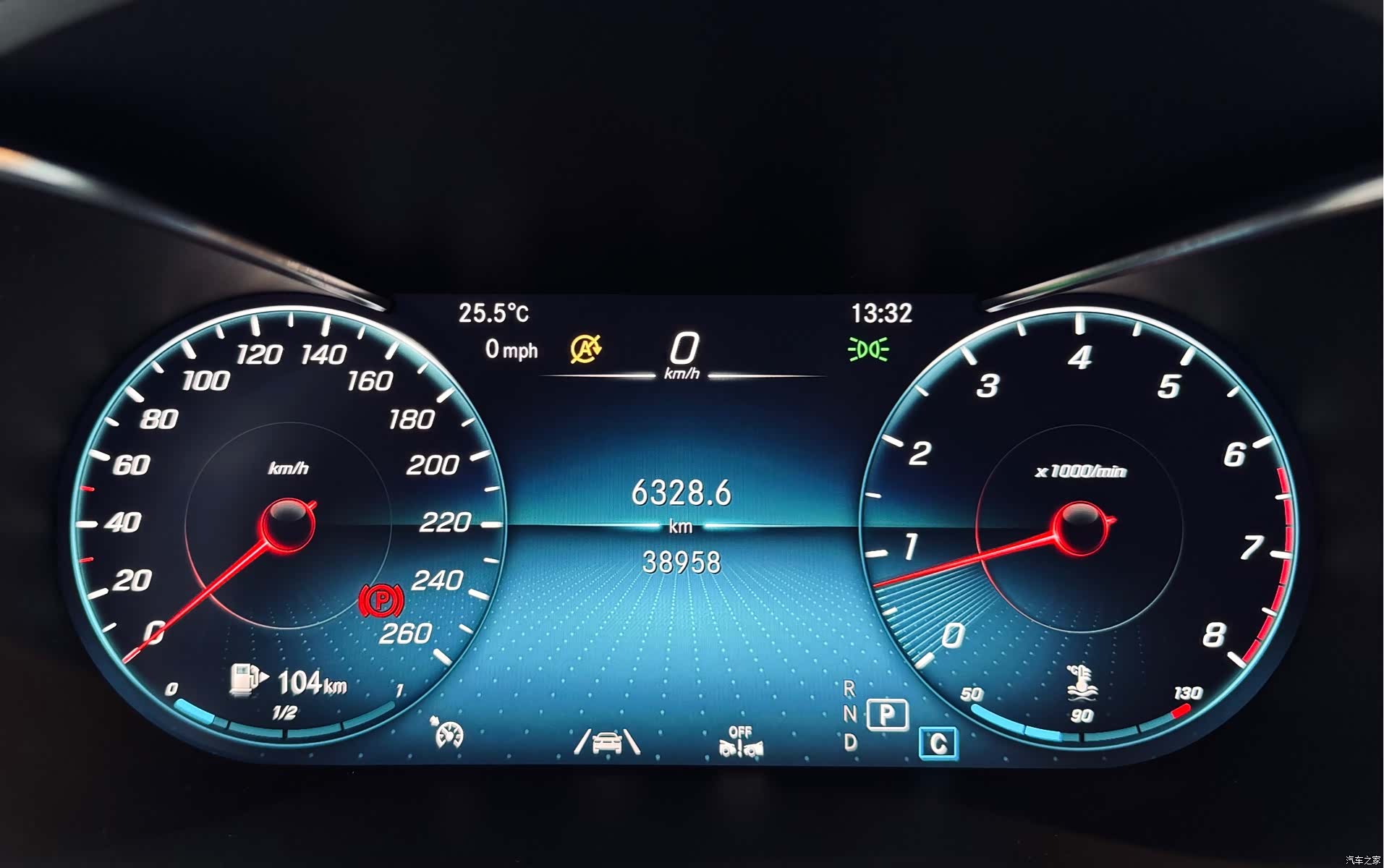 Mercedes-Benz GLC, 2023 25