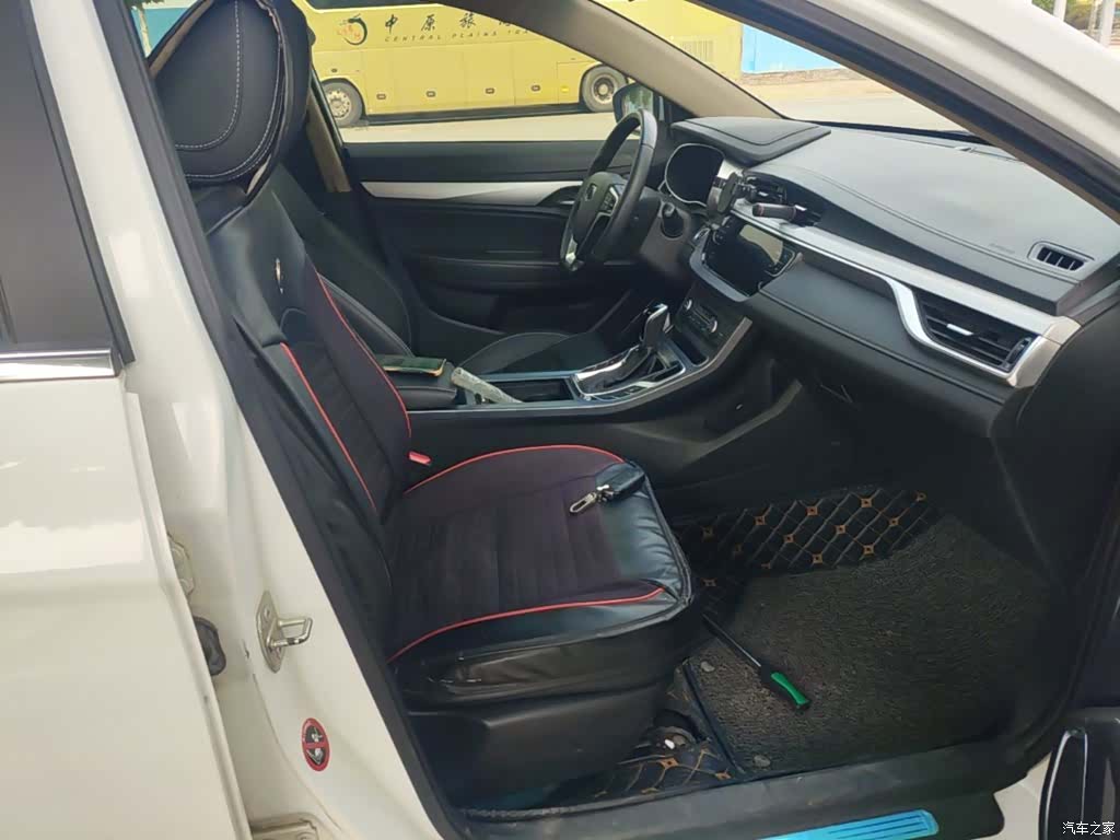 Geely Emgrand, 2018 25
