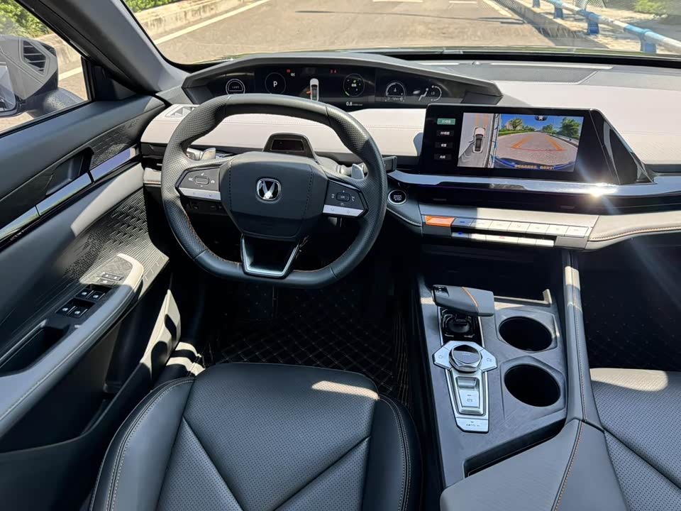 Changan UNI-V