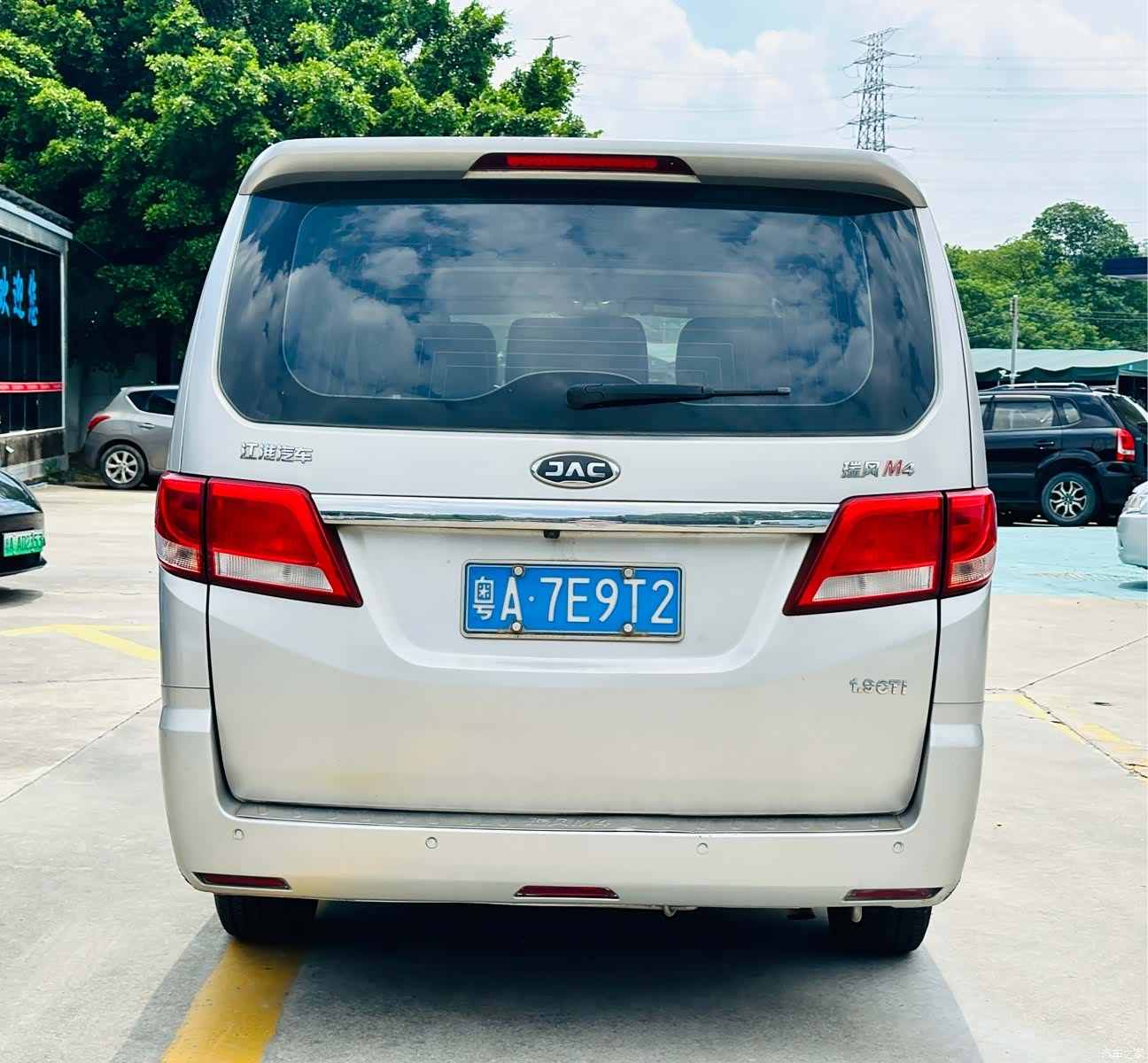 JiangQiJiTuan M4, 2017 все фото