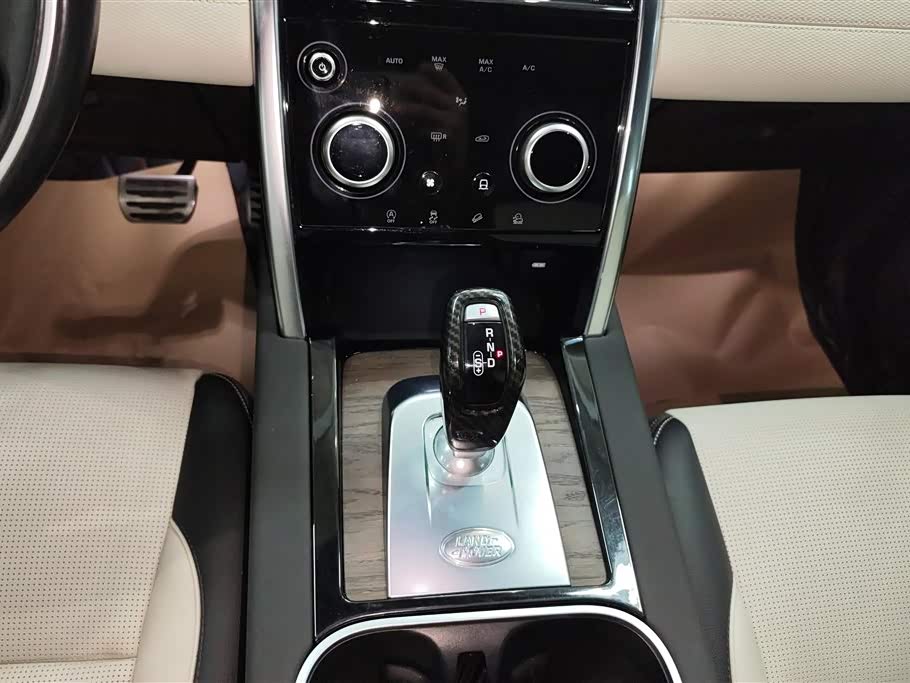 Land Rover Discover sports