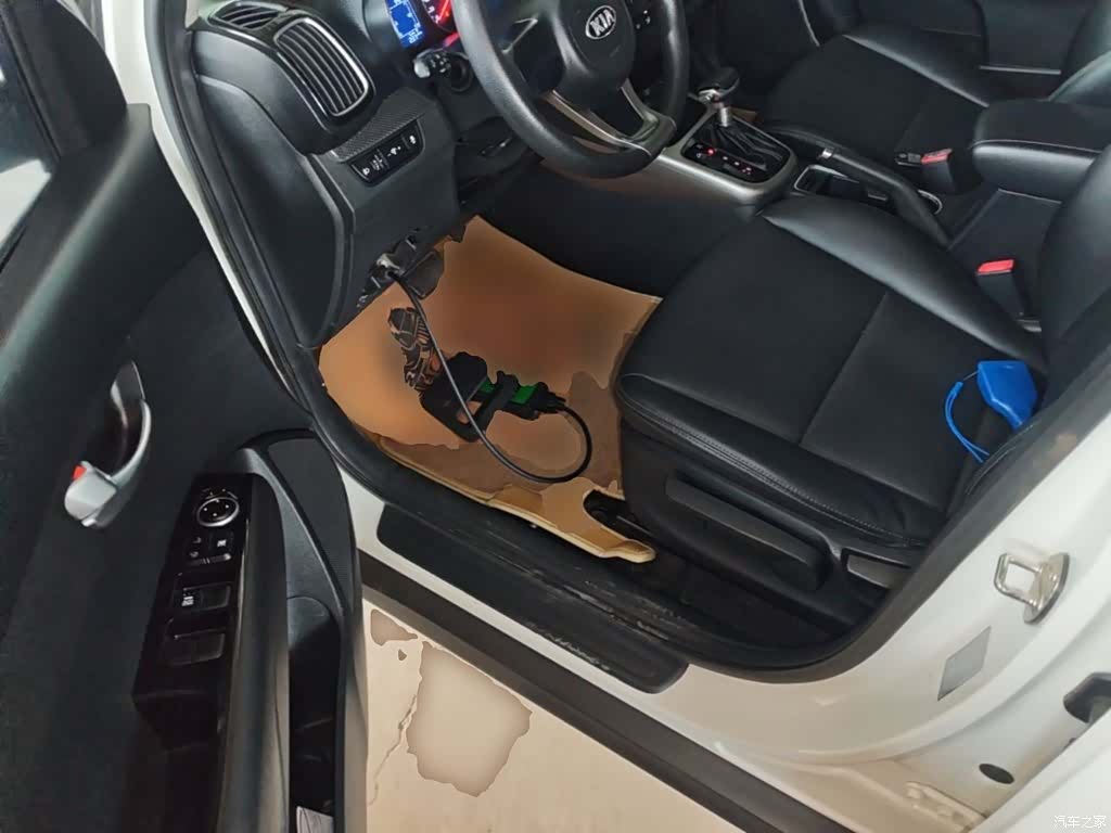 Kia KX3, 2015 16