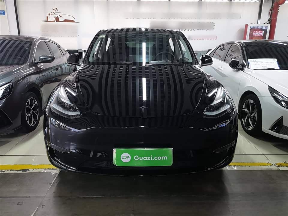 Tesla Model Y Tesla Model Y