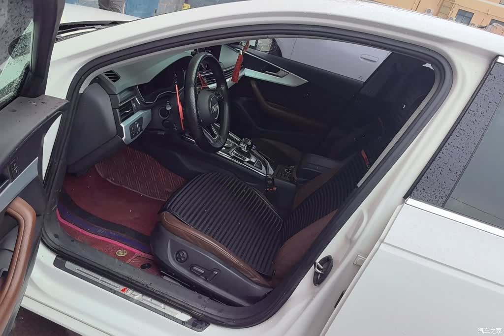 Audi A4L, 2019 9
