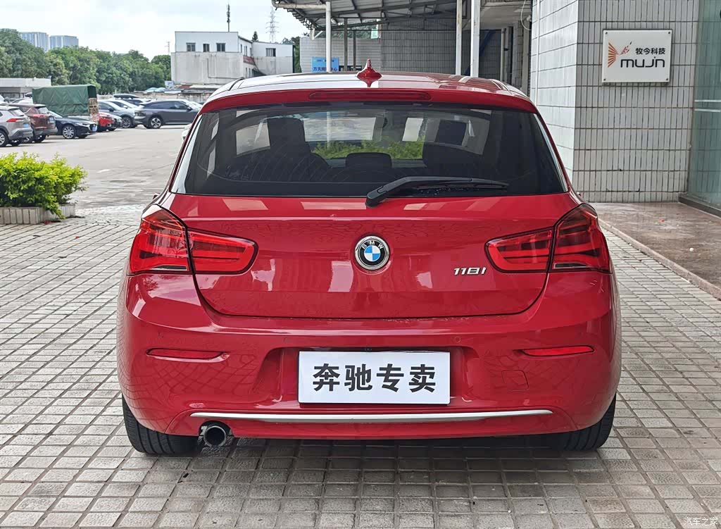 BMW 1 Series, 2016 все фото