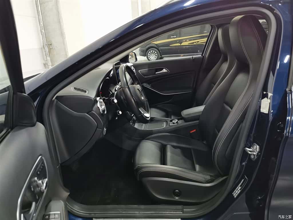 Mercedes-Benz GLA, 2018 10