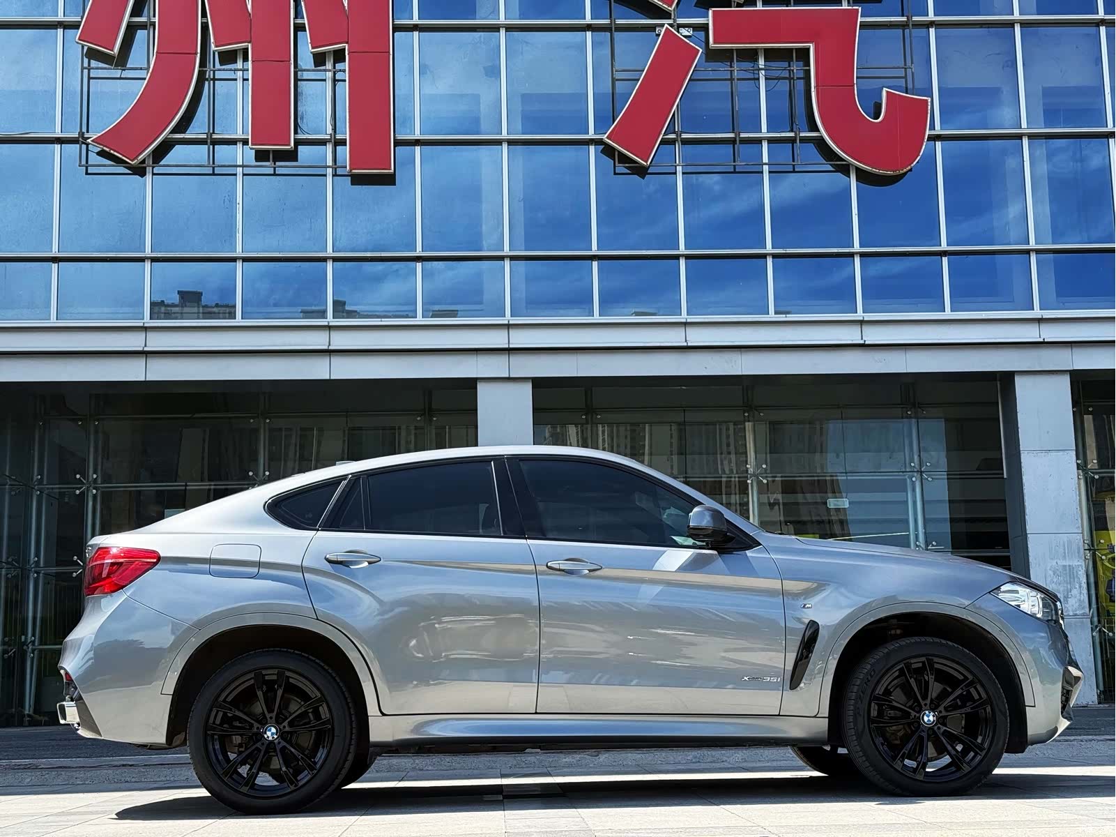 BMW X6, 2019 6