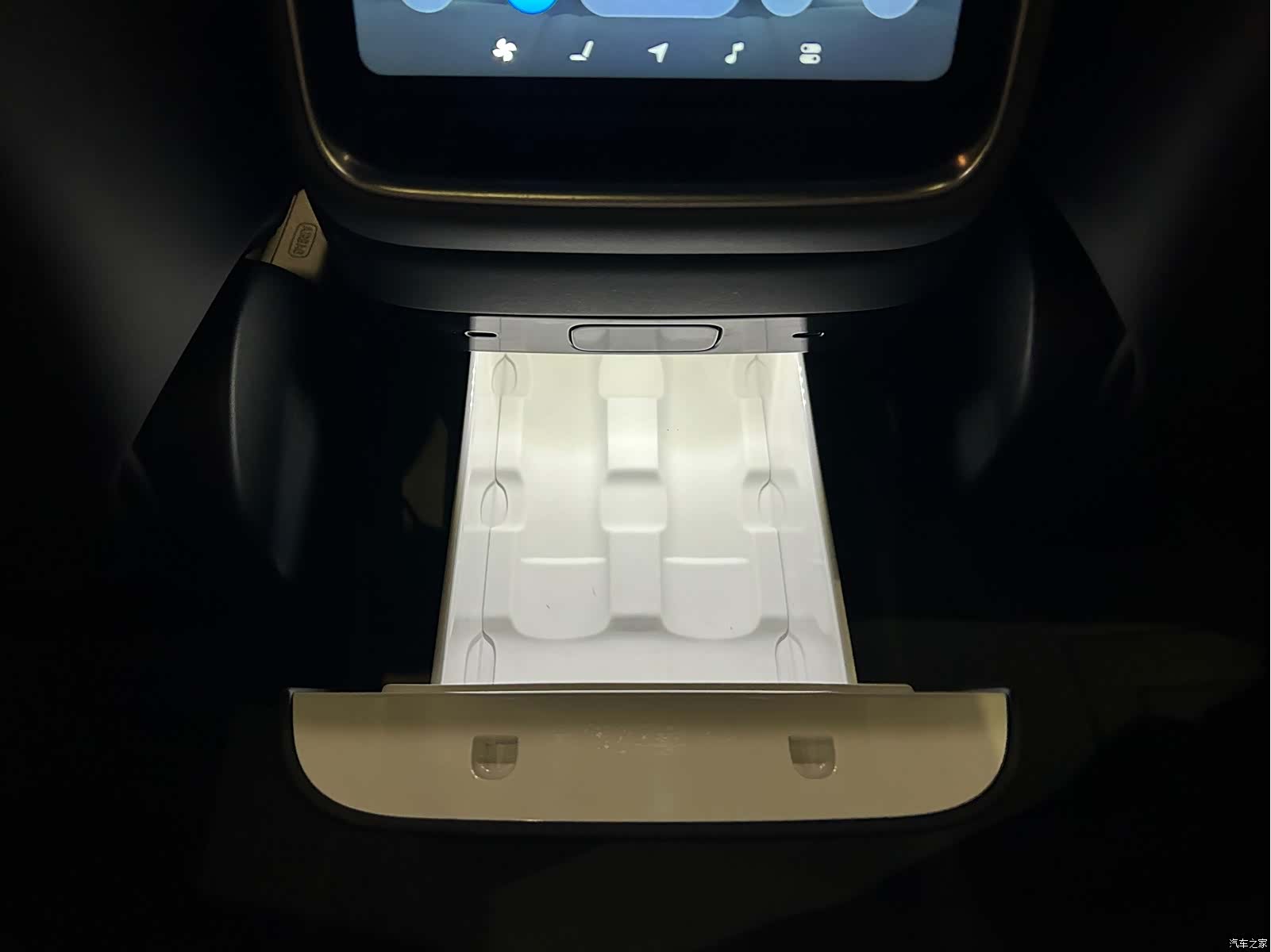 Xiaomi YU7, 2025 30