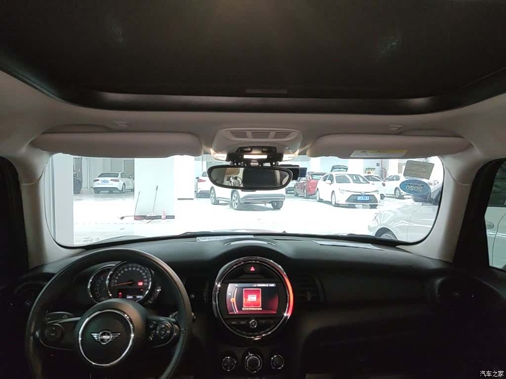 Mini ONE, 2019 18