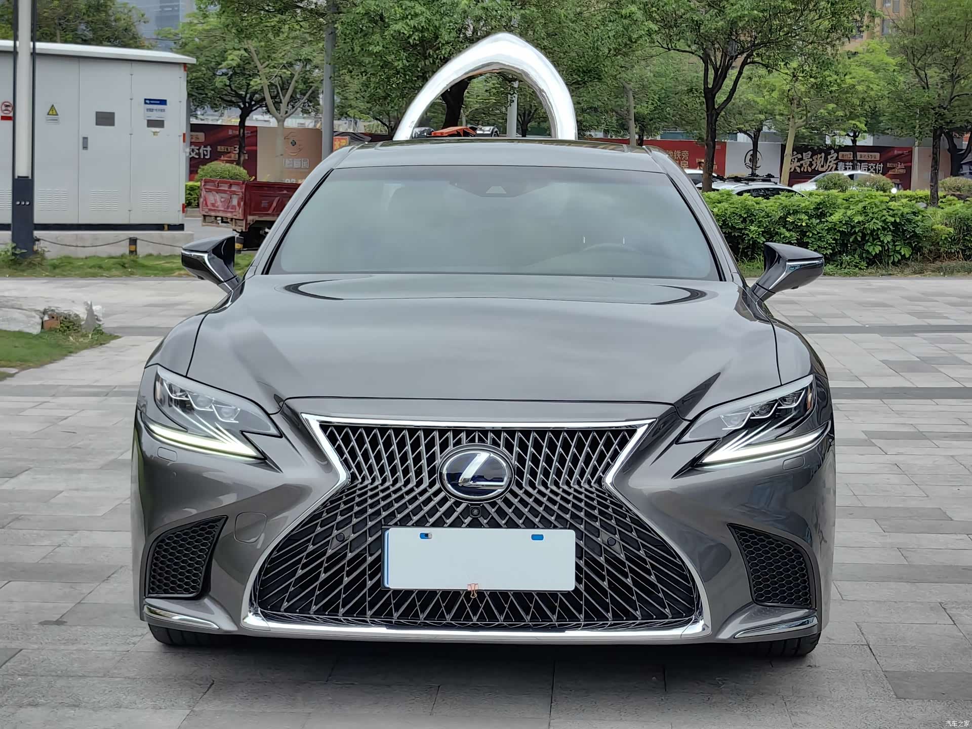Lexus LS, 2019 2