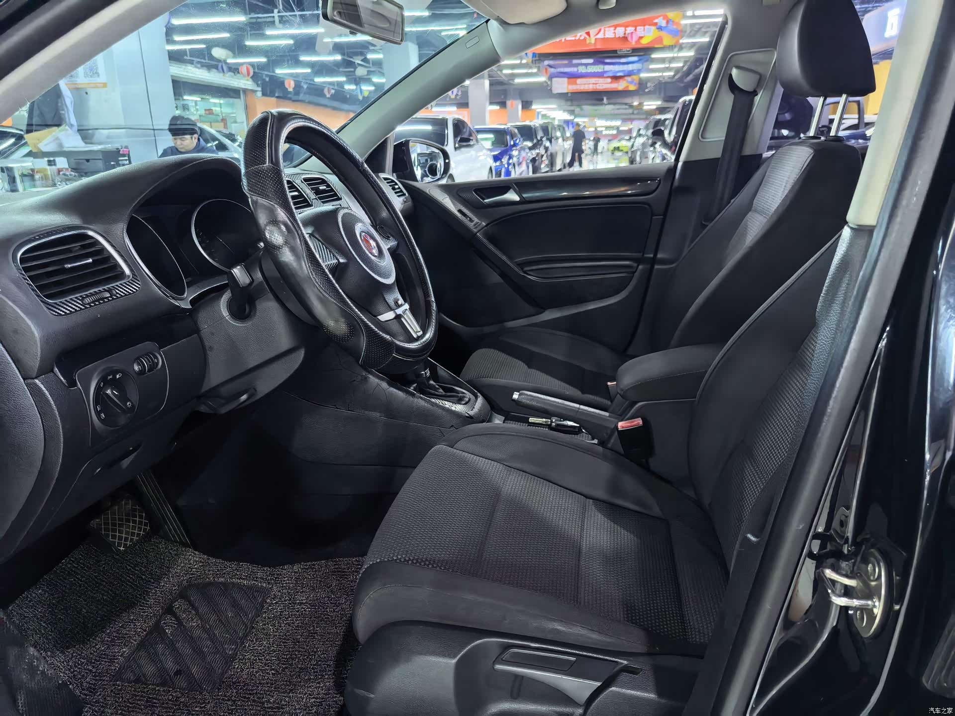 Volkswagen Golf, 2010 4