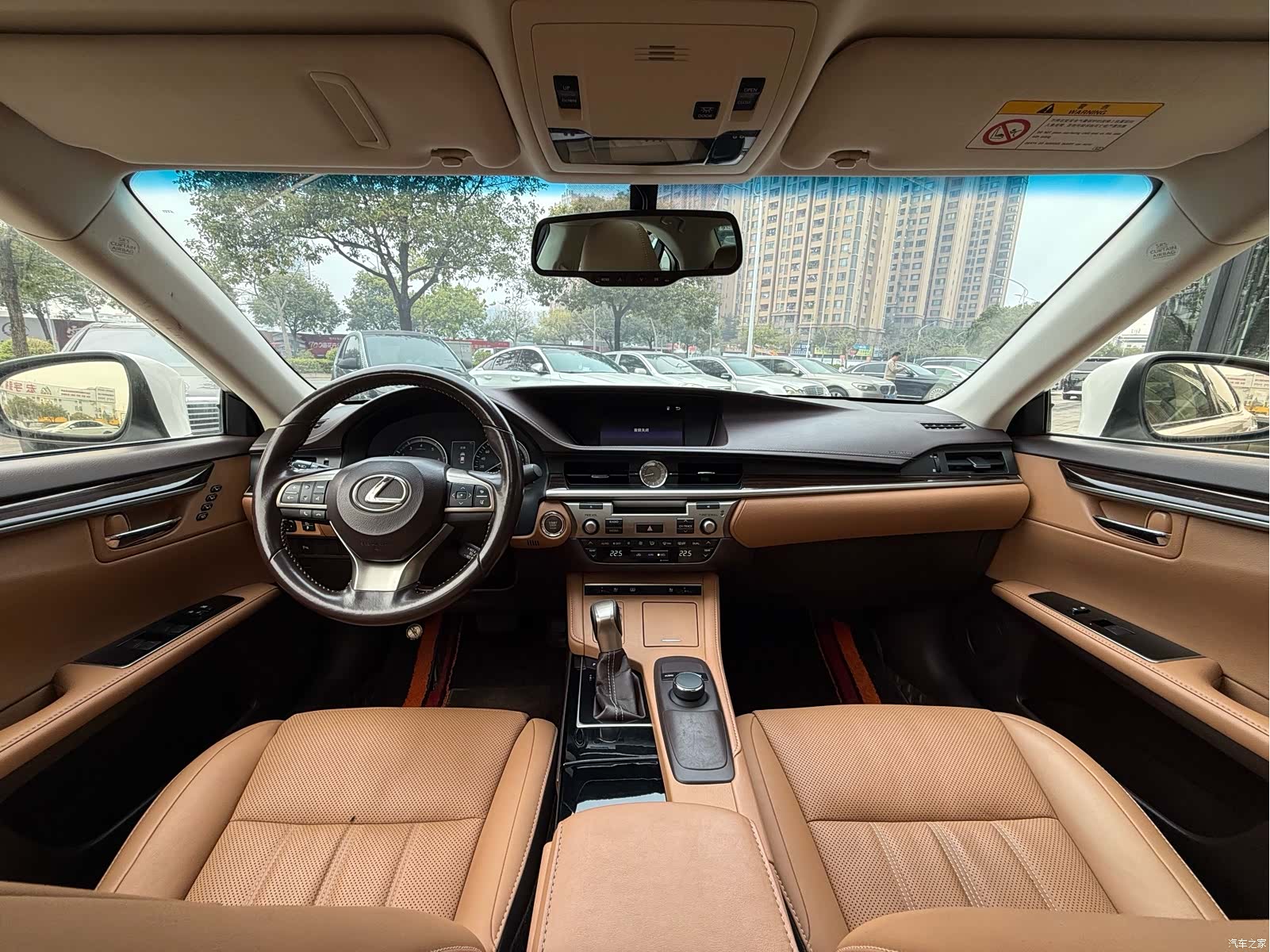 Lexus ES, 2017 8