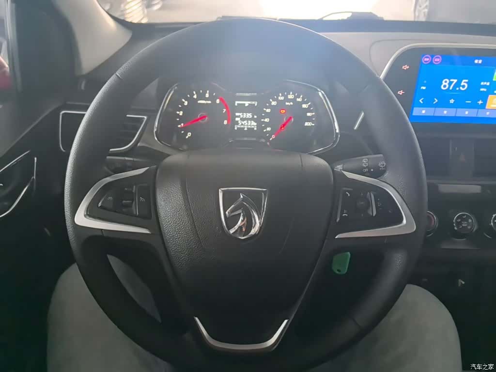Wuling 310, 2016 11