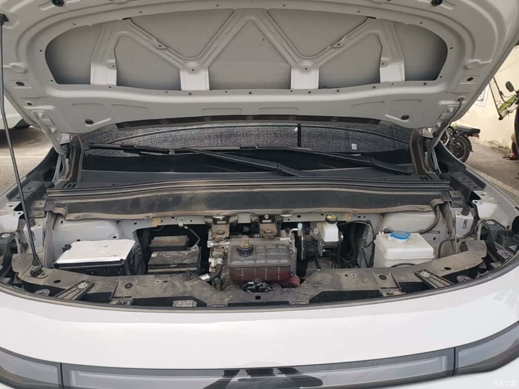 Leapmotor B10, 2025 20
