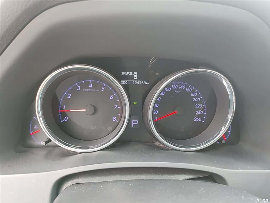 Toyota 2.5V, 2017 12