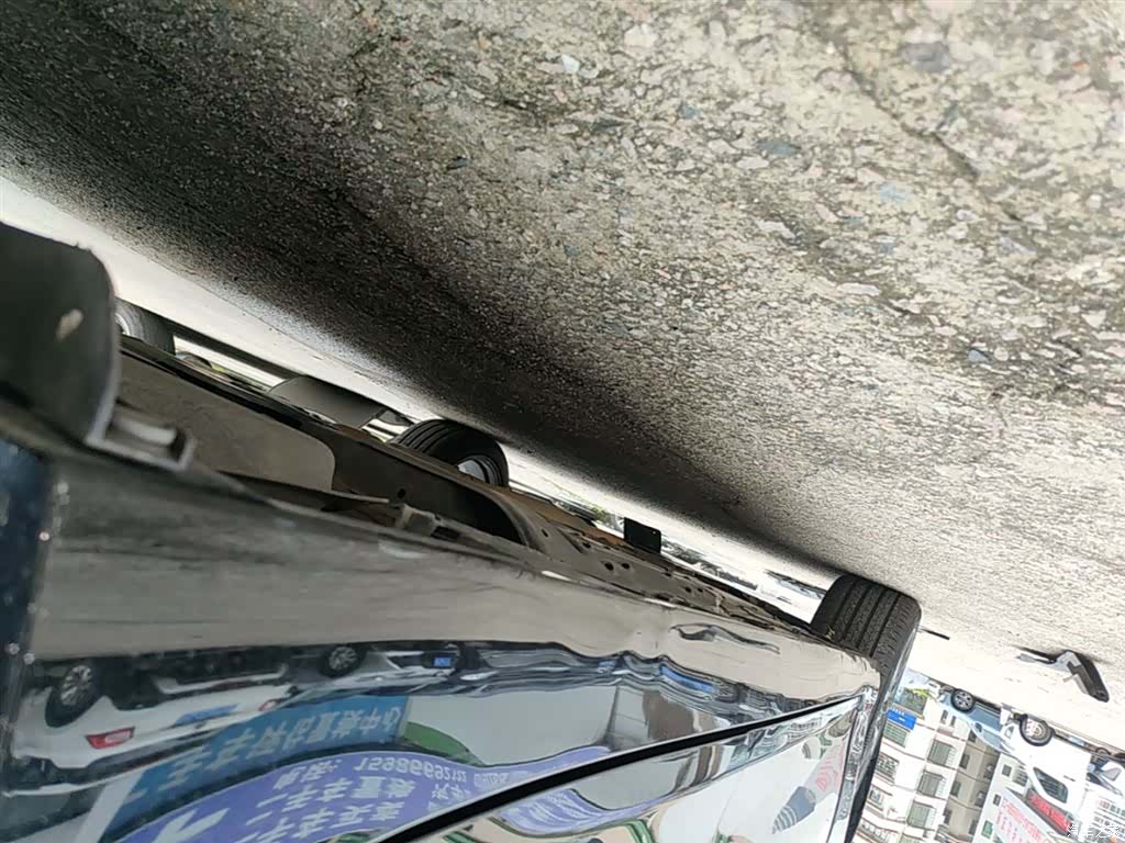 Toyota 2.5V, 2017 22