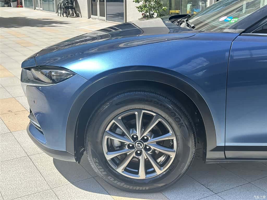 Mazda CX-4, 2021 все фото