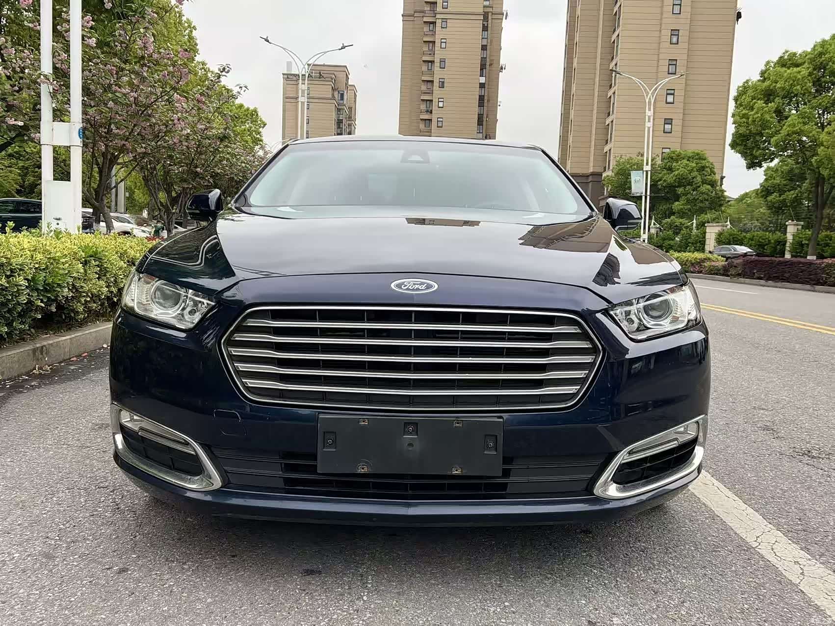 Ford Taurus, 2017 2