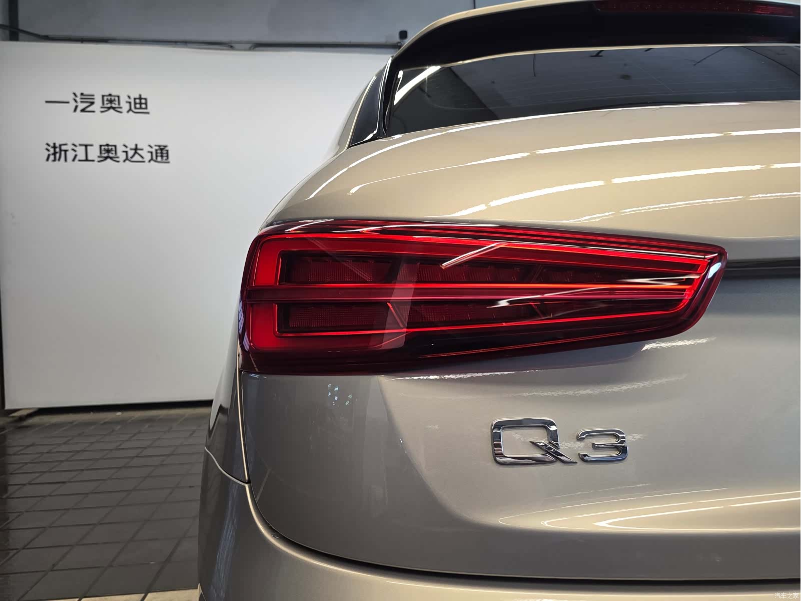 Audi Q3, 2018 6