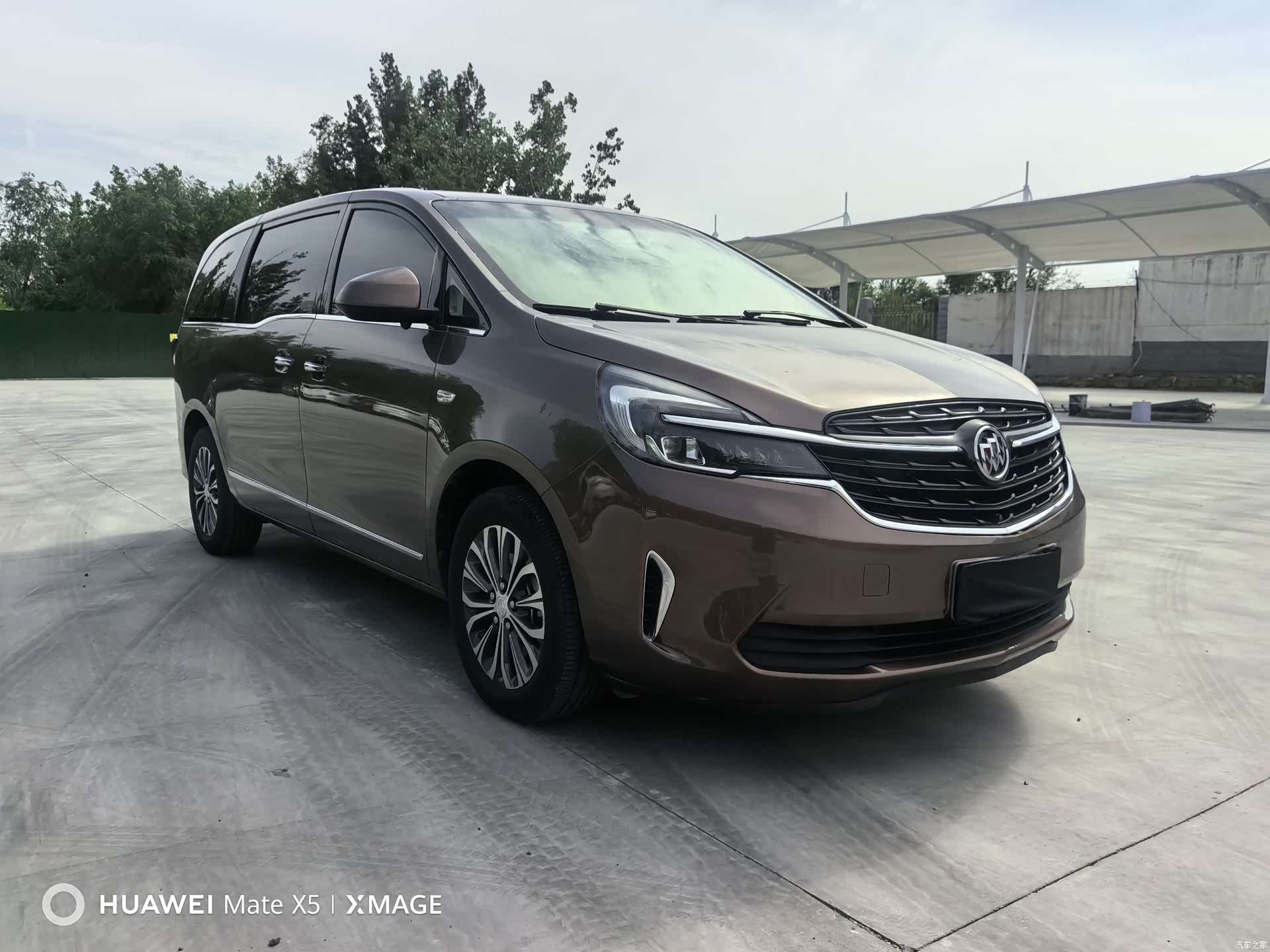 Buick GL8, 2020 3