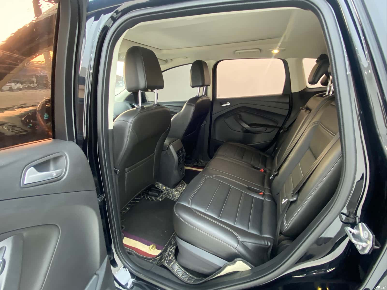 Ford Kuga, 2018 все фото