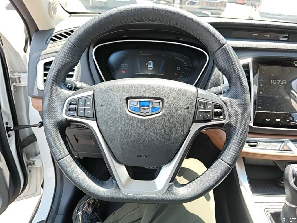 Geely X6, 2019 11