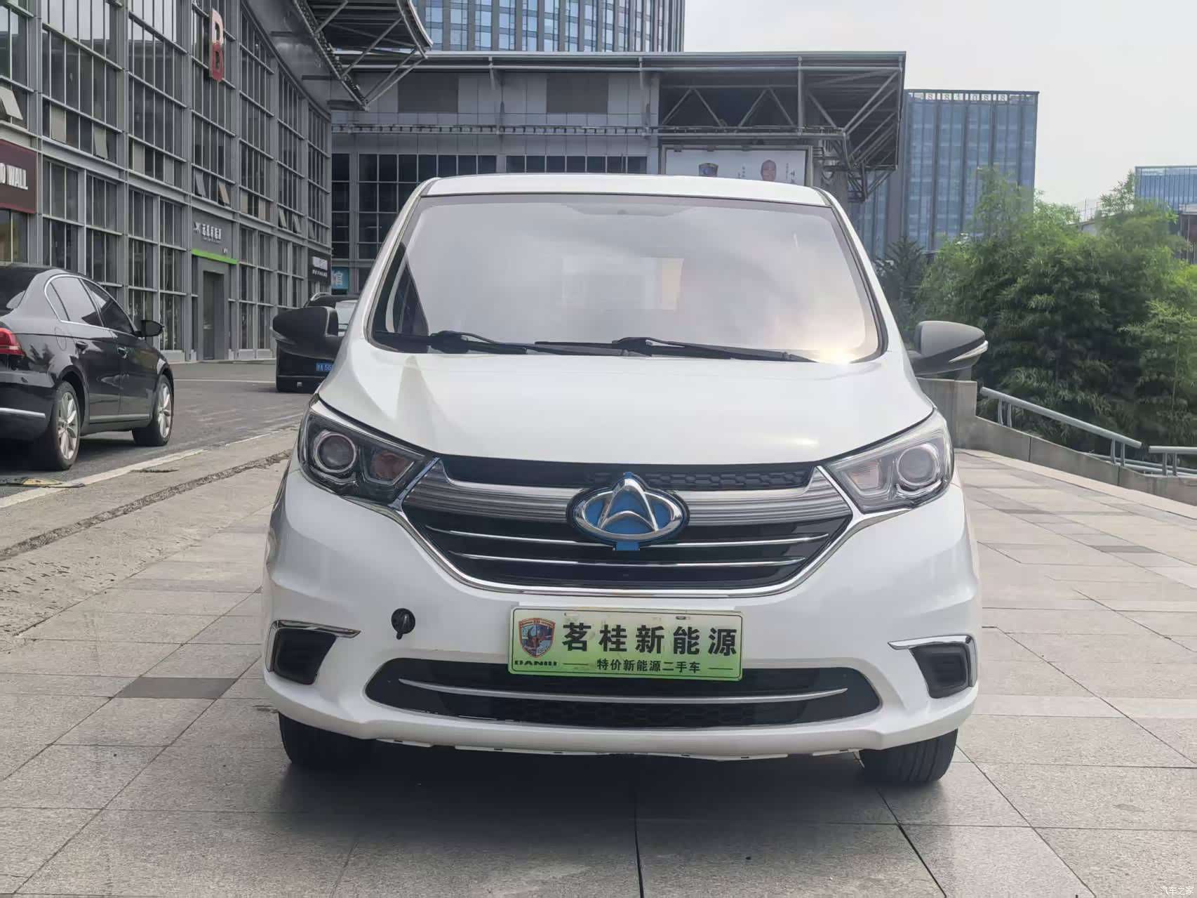 Changan A600EV, 2021 2