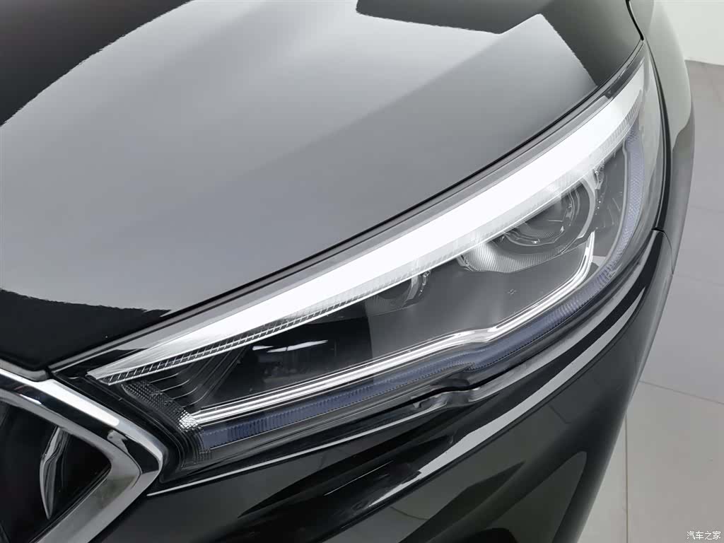 Hongqi H5, 2023 7