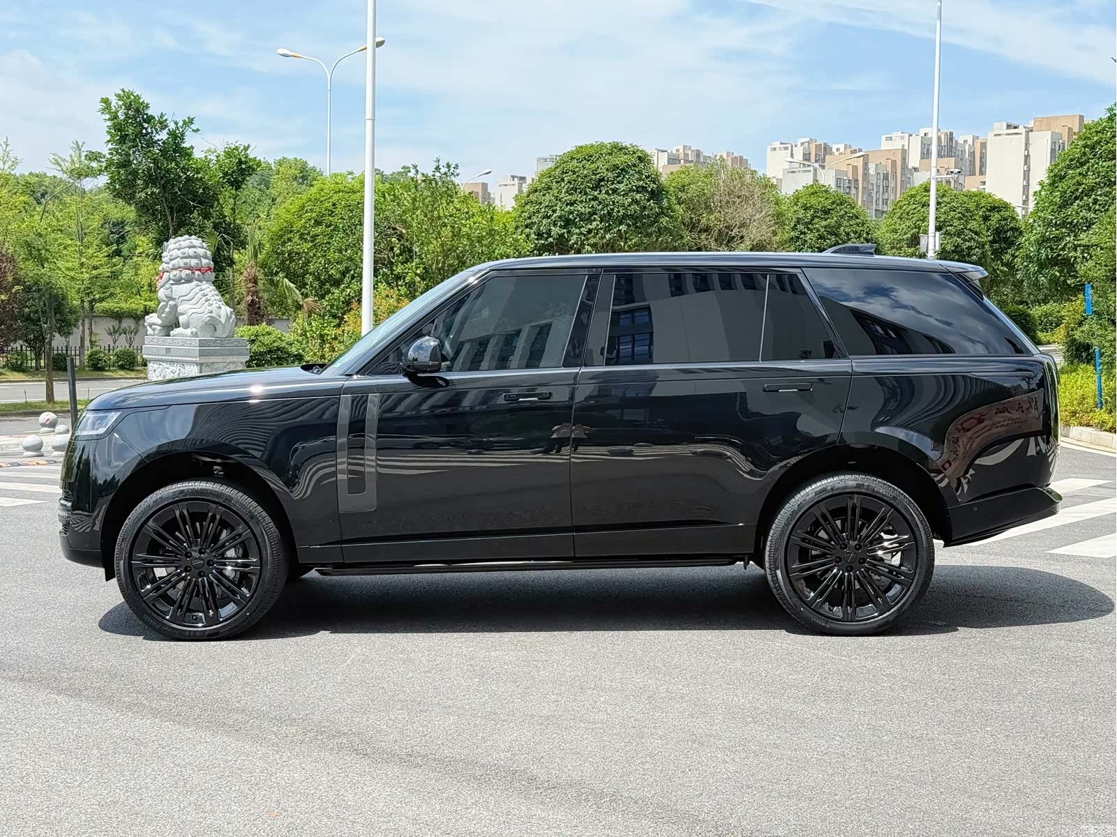 Land Rover Range Rover, 2026 4