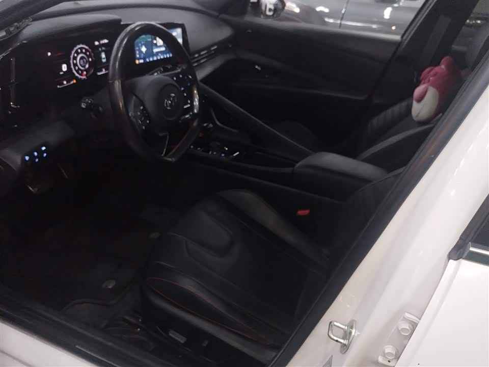 Hyundai Elantra Hyundai Elantra