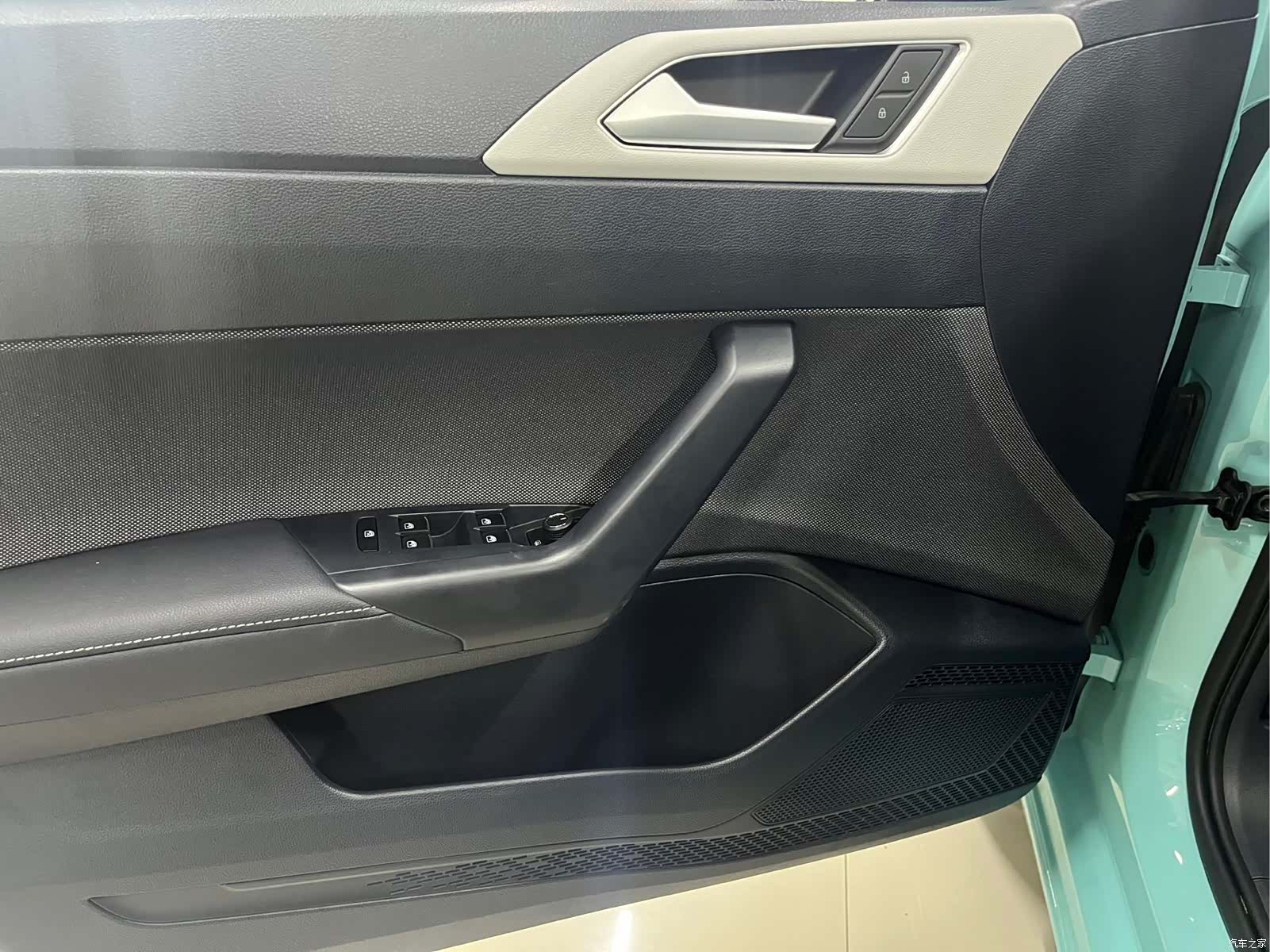 Volkswagen Lavida, 2023 11