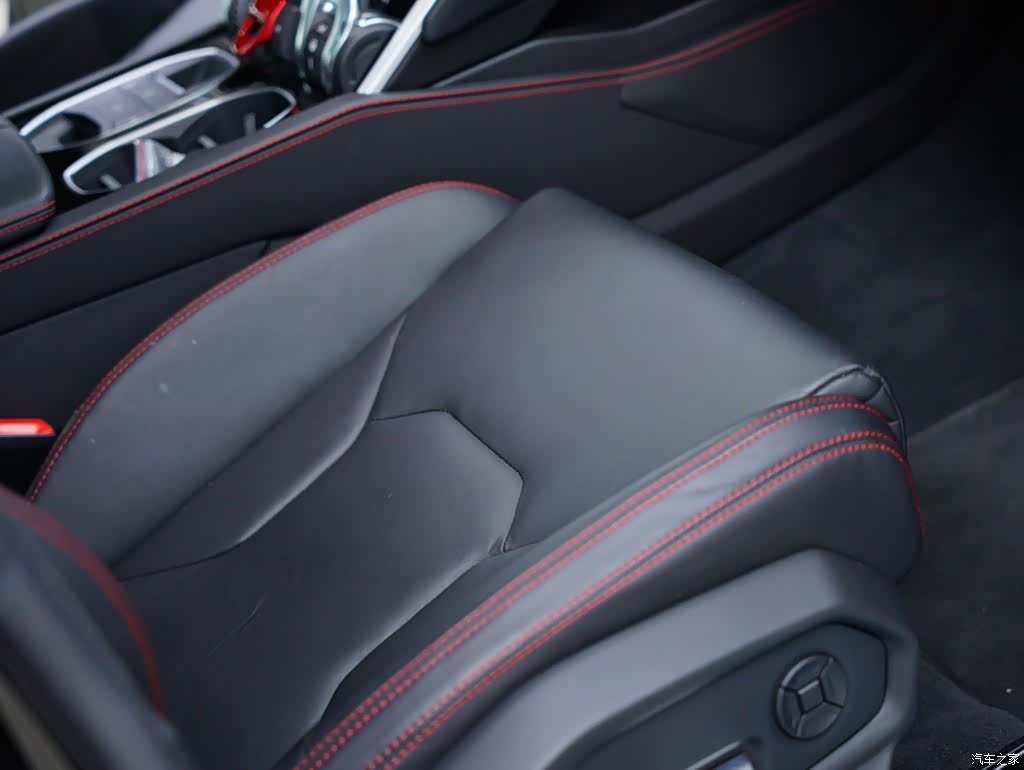 Lamborghini Urus, 2020 46