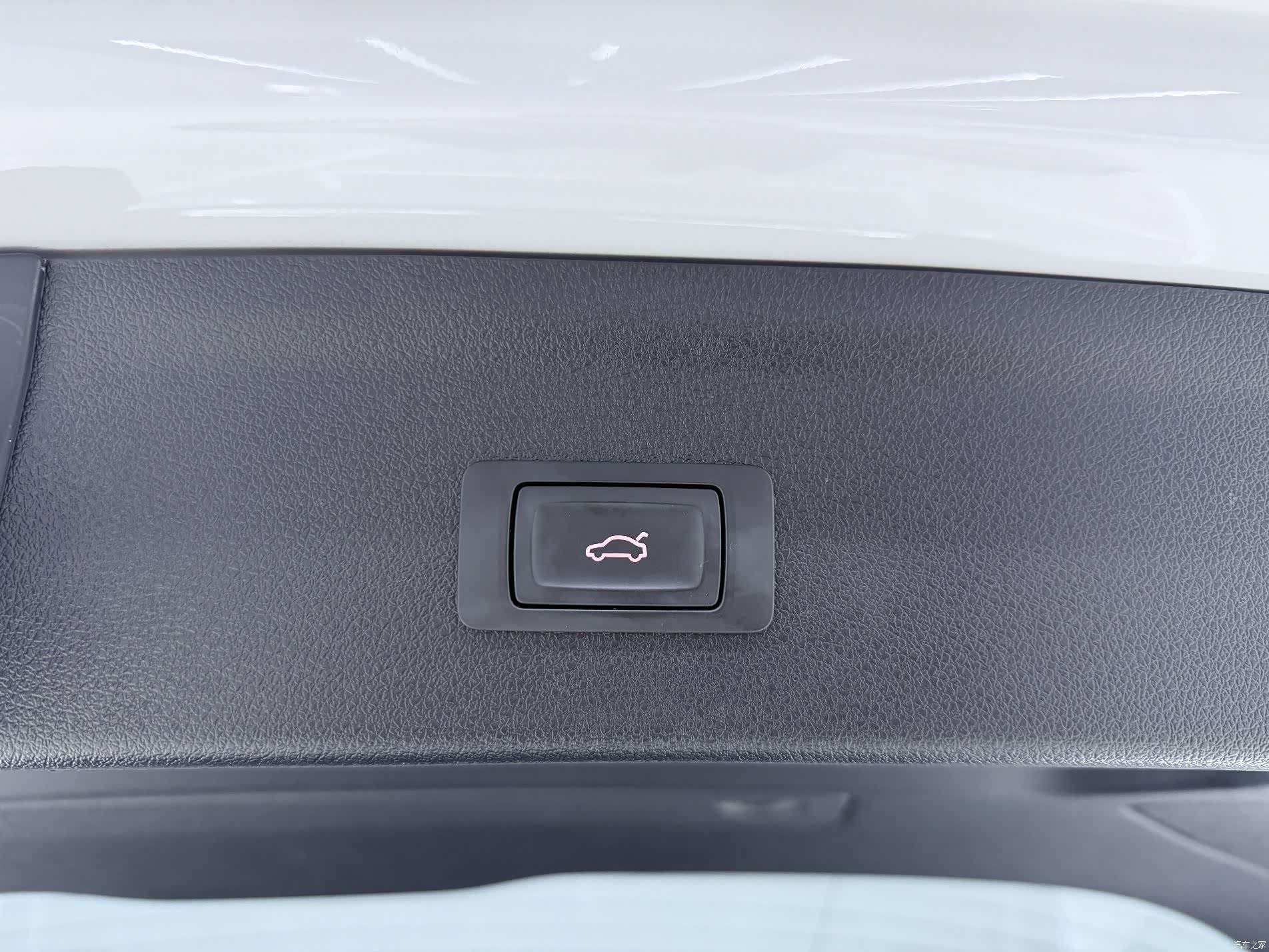 Audi Q3, 2018 12