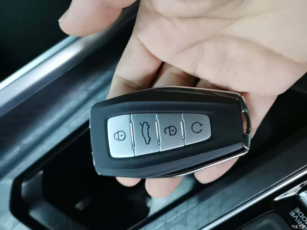 Geely Preface, 2024 9