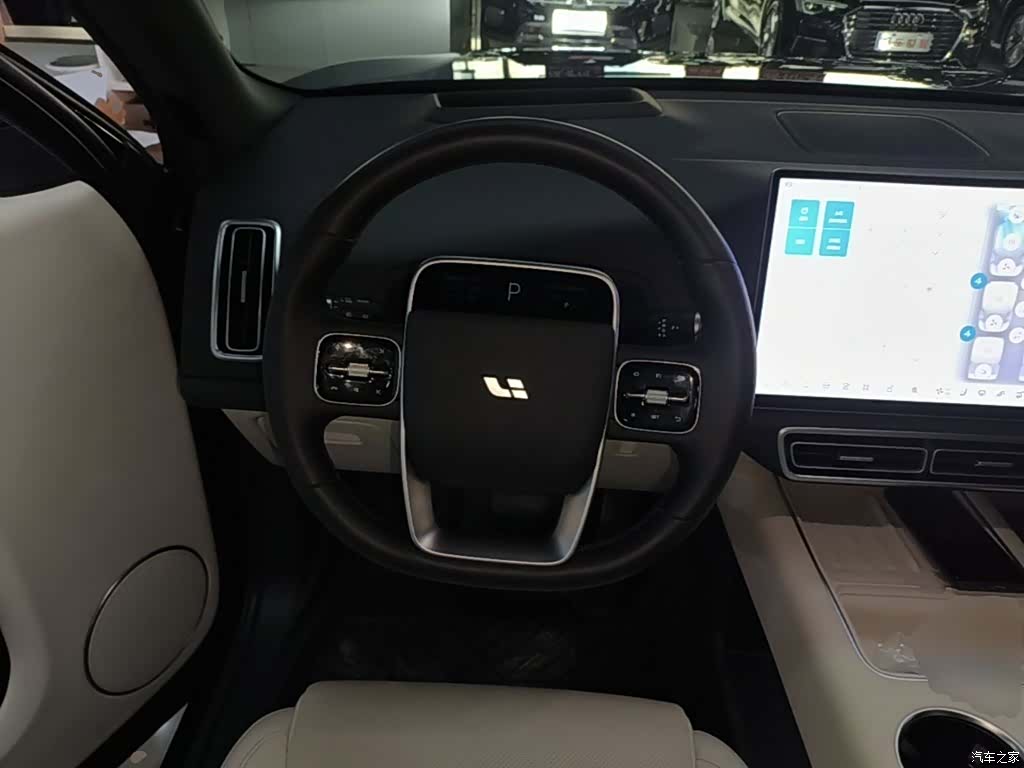 Li Auto L8, 2025 11