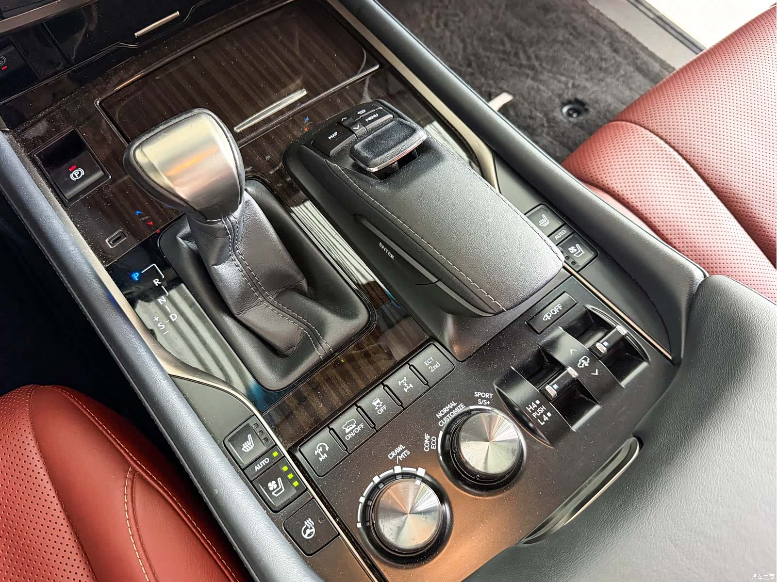 Lexus LX, 2020 13