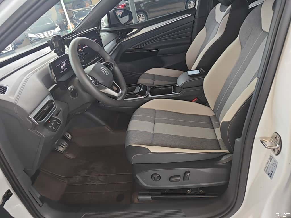 Volkswagen ID.4, 2023 15