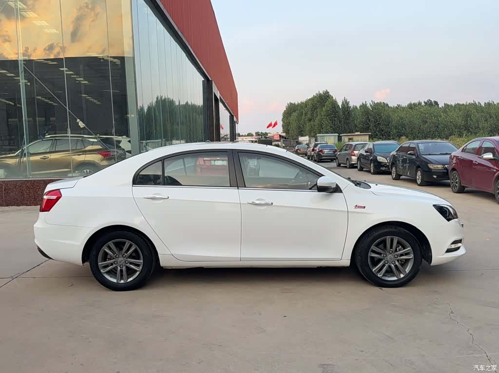 Geely Emgrand, 2017 14