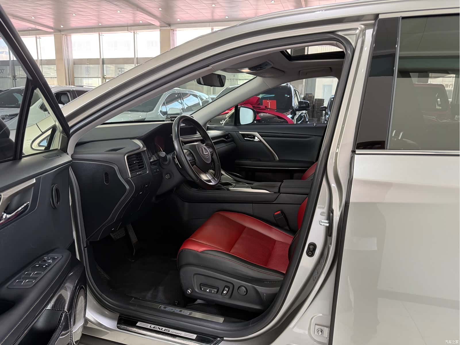 Lexus RX, 2021 6