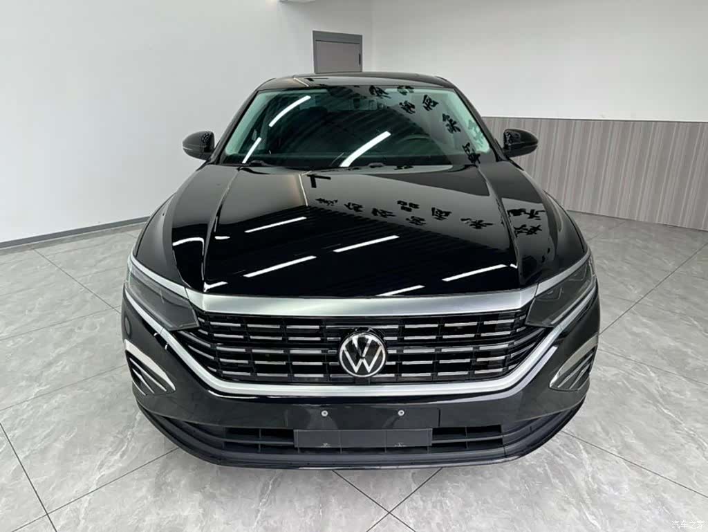 Volkswagen Passat, 2023 2
