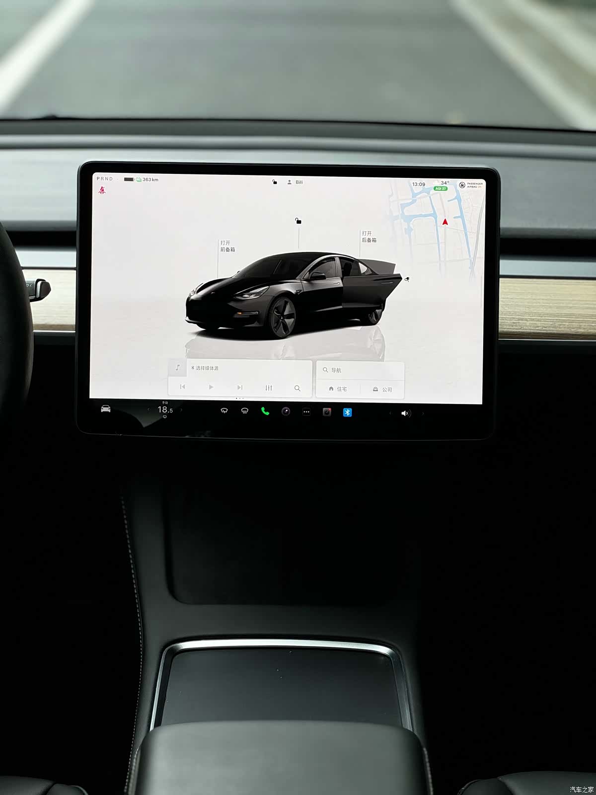 Tesla Model 3, 2023 все фото