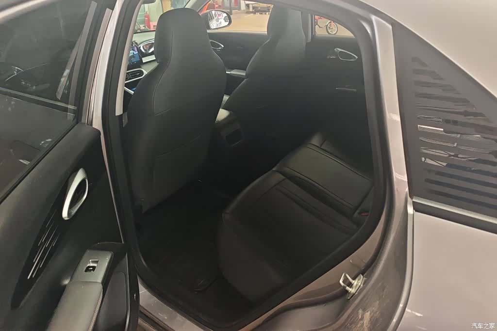 Geely Xingyuan, 2025 11