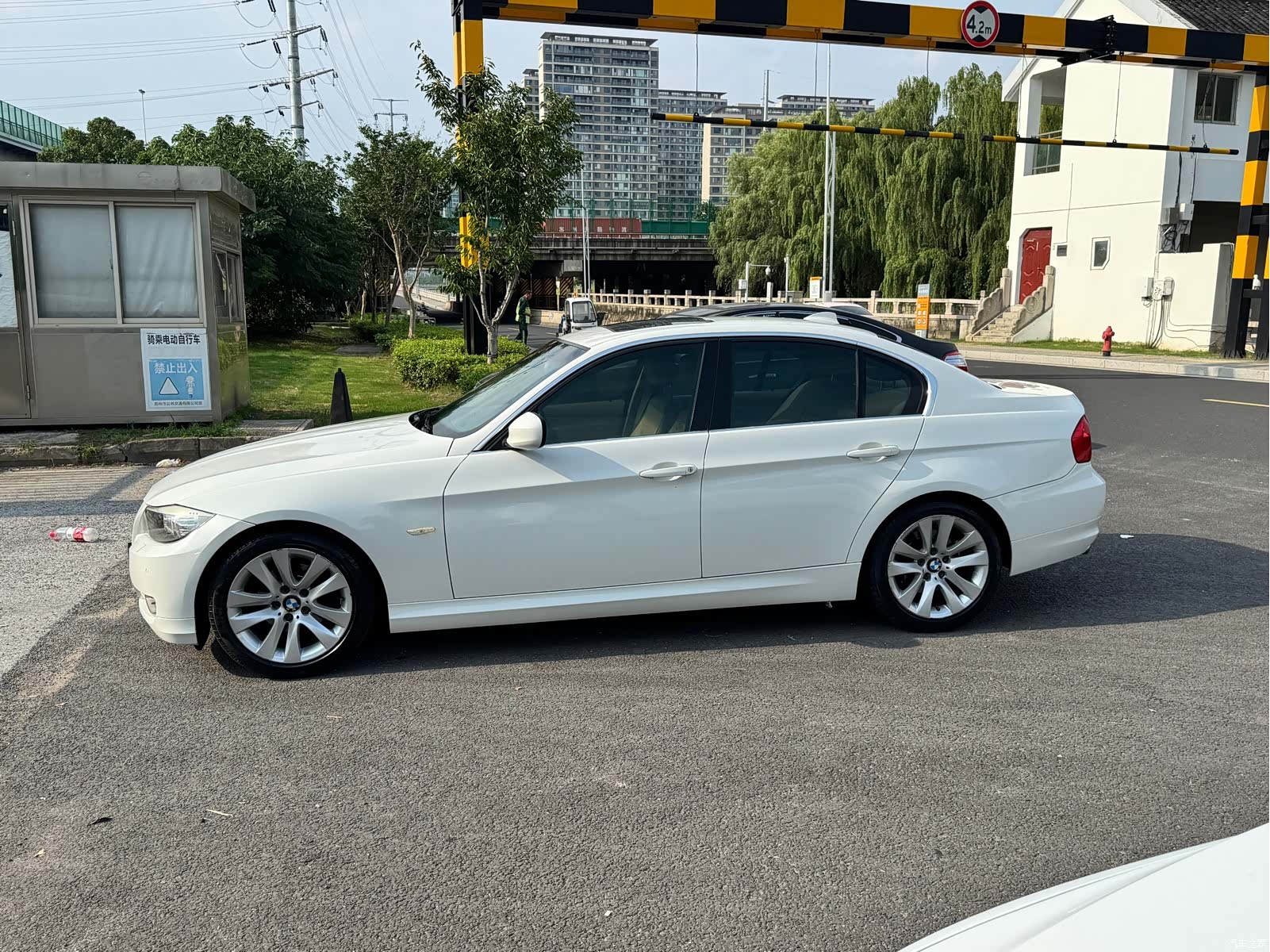 BMW 3 Series, 2012 13