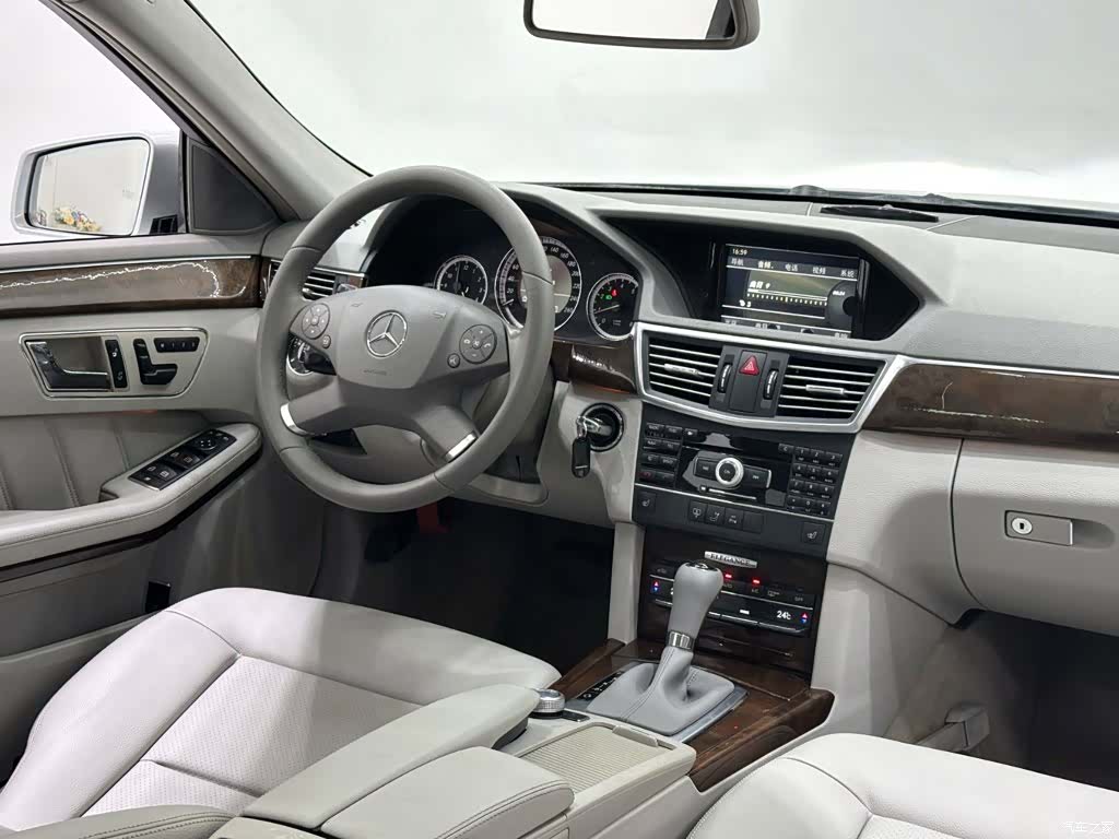 Mercedes-Benz E-Class, 2011 12
