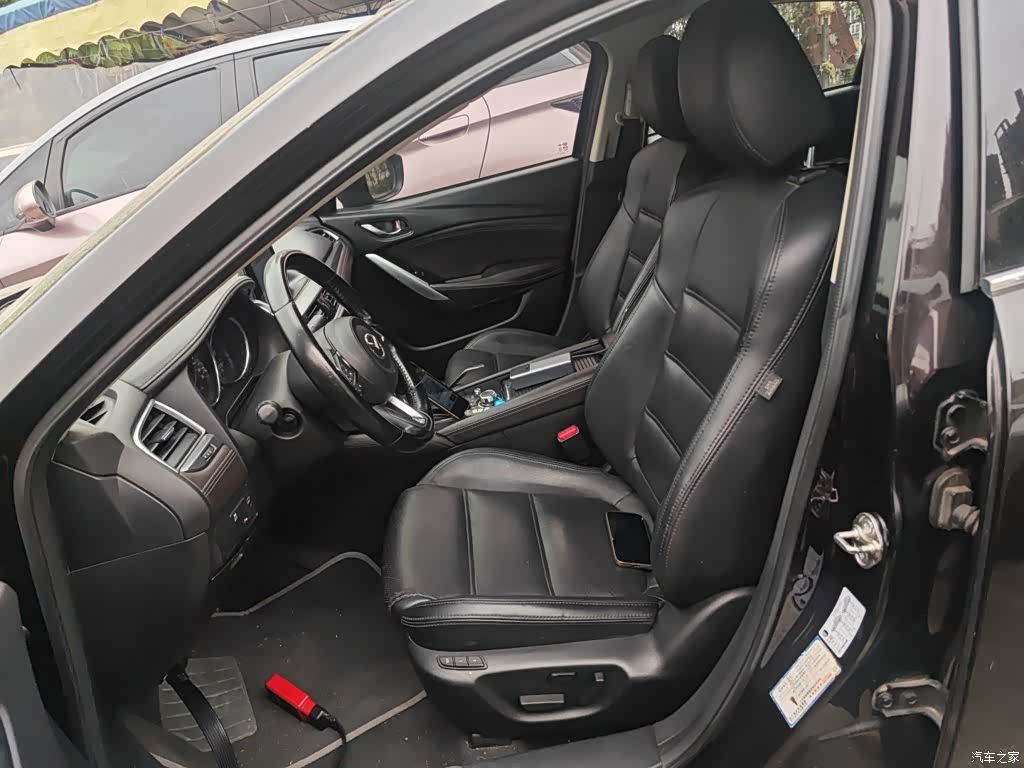 Mazda Atenza, 2018 11