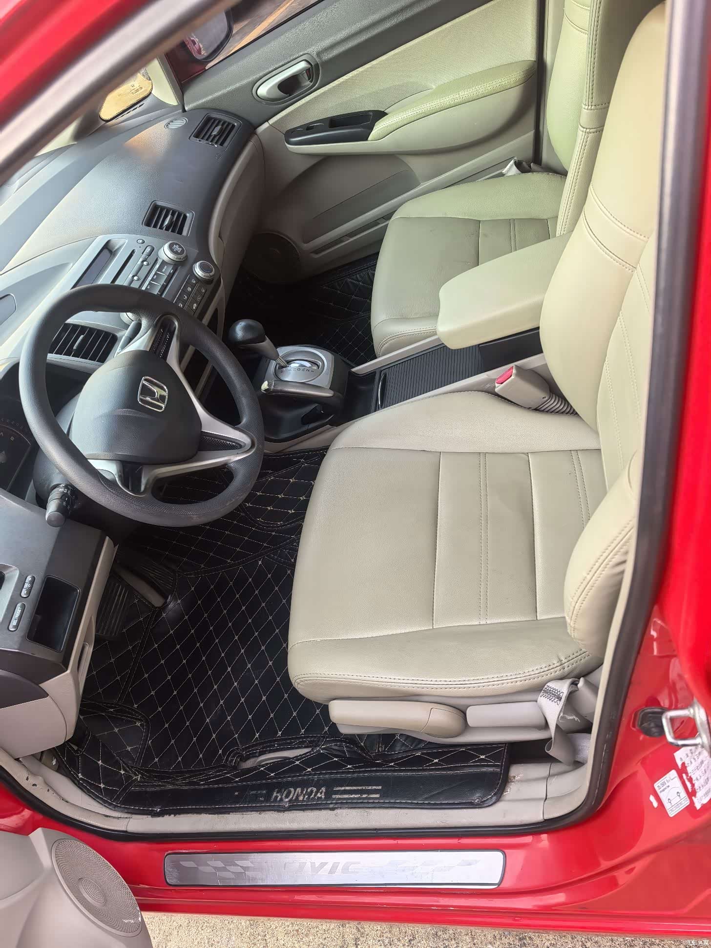 Honda Civic, 2010 4