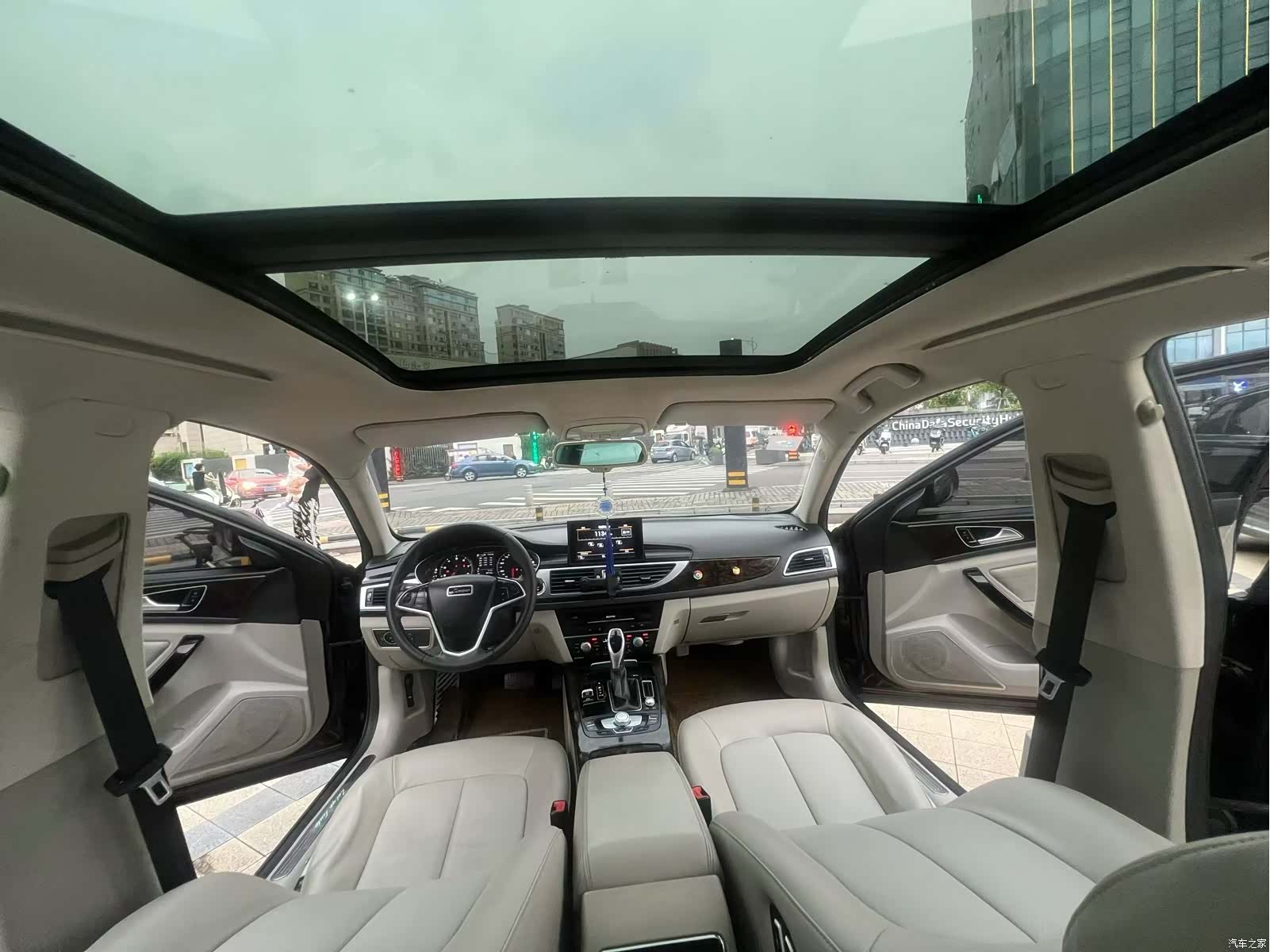 Zotye Z700, 2017 6