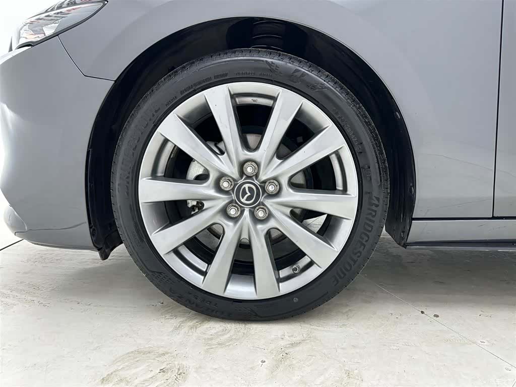 Mazda Mazda3, 2022 23