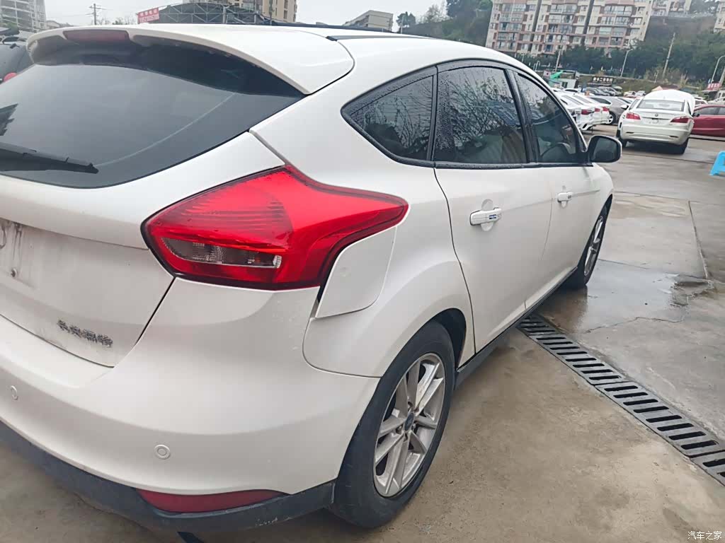 Ford Focus, 2016 8