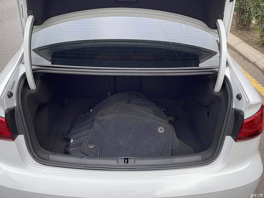 Audi A3, 2019 3